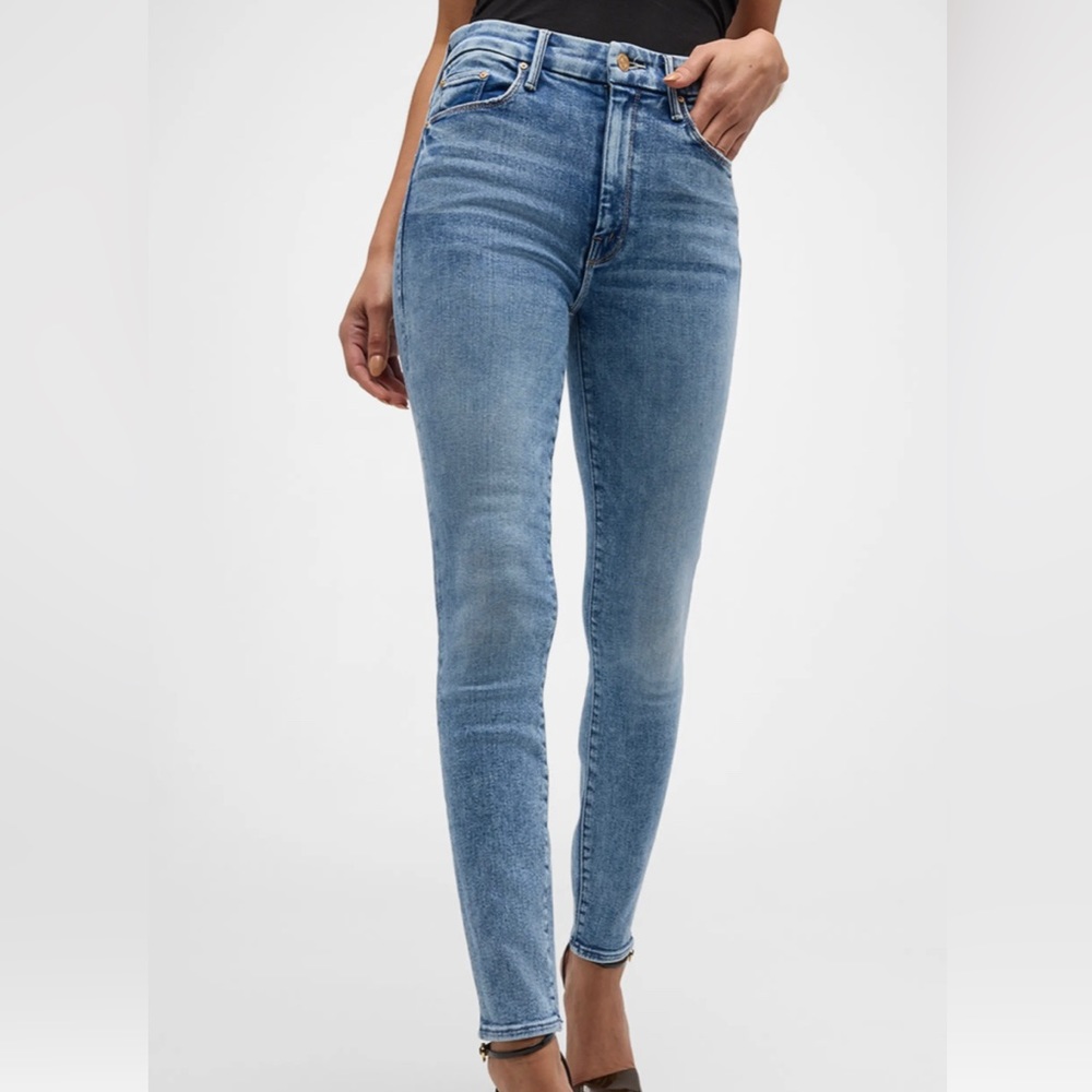Mother High waisted, Looker ankle, Chew “ just like the ones we used to know”